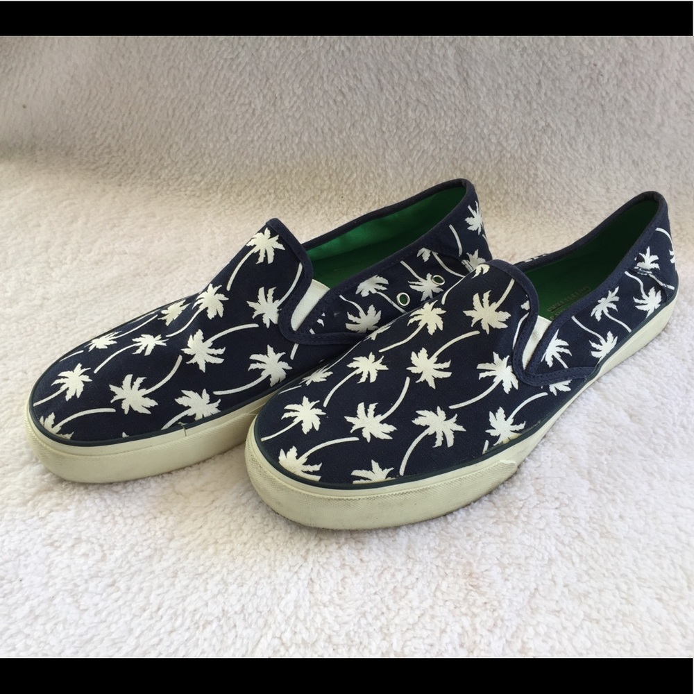 Men's American Eagle palm tree shoes